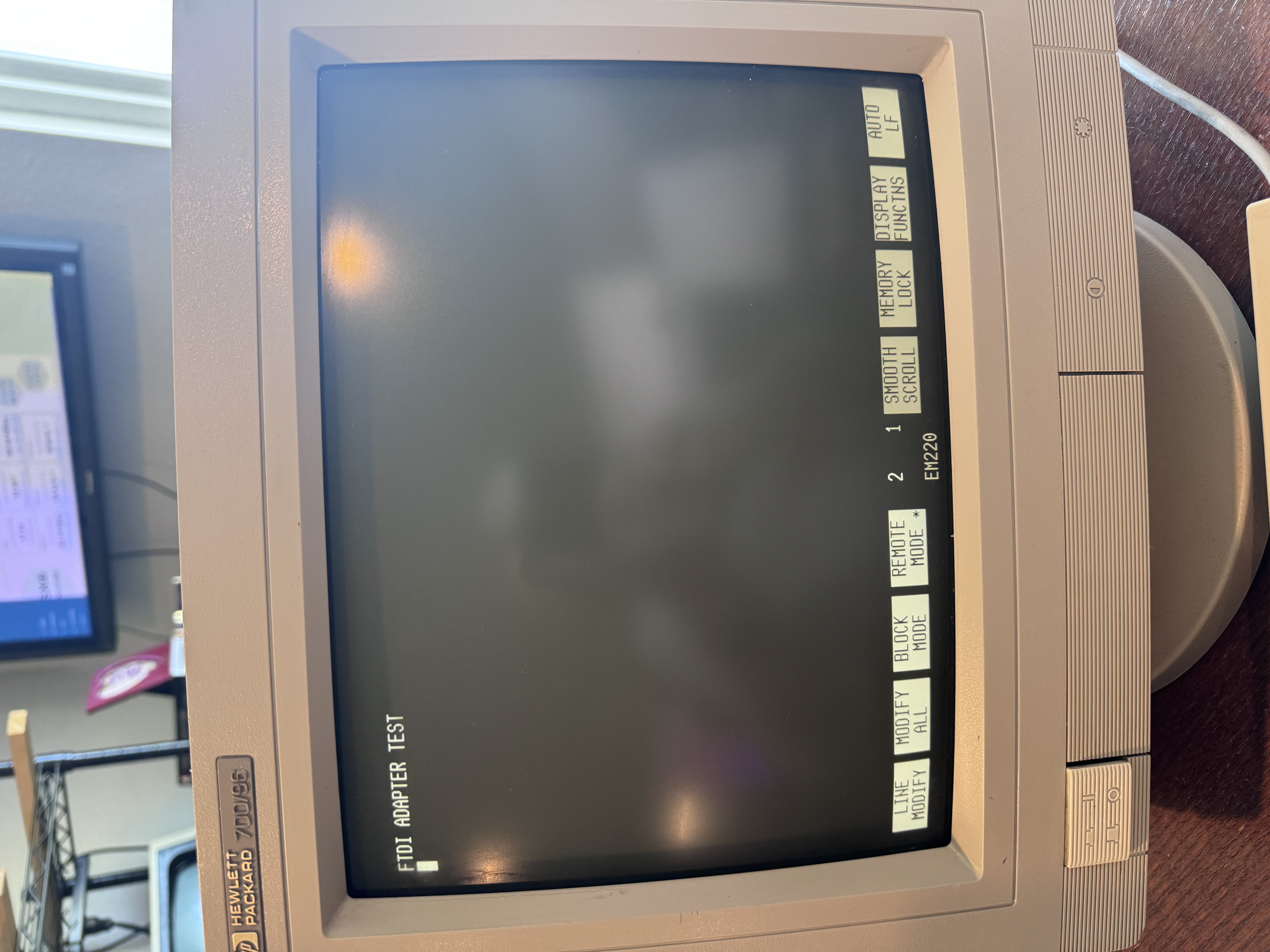 HP 700/96 displaying test message