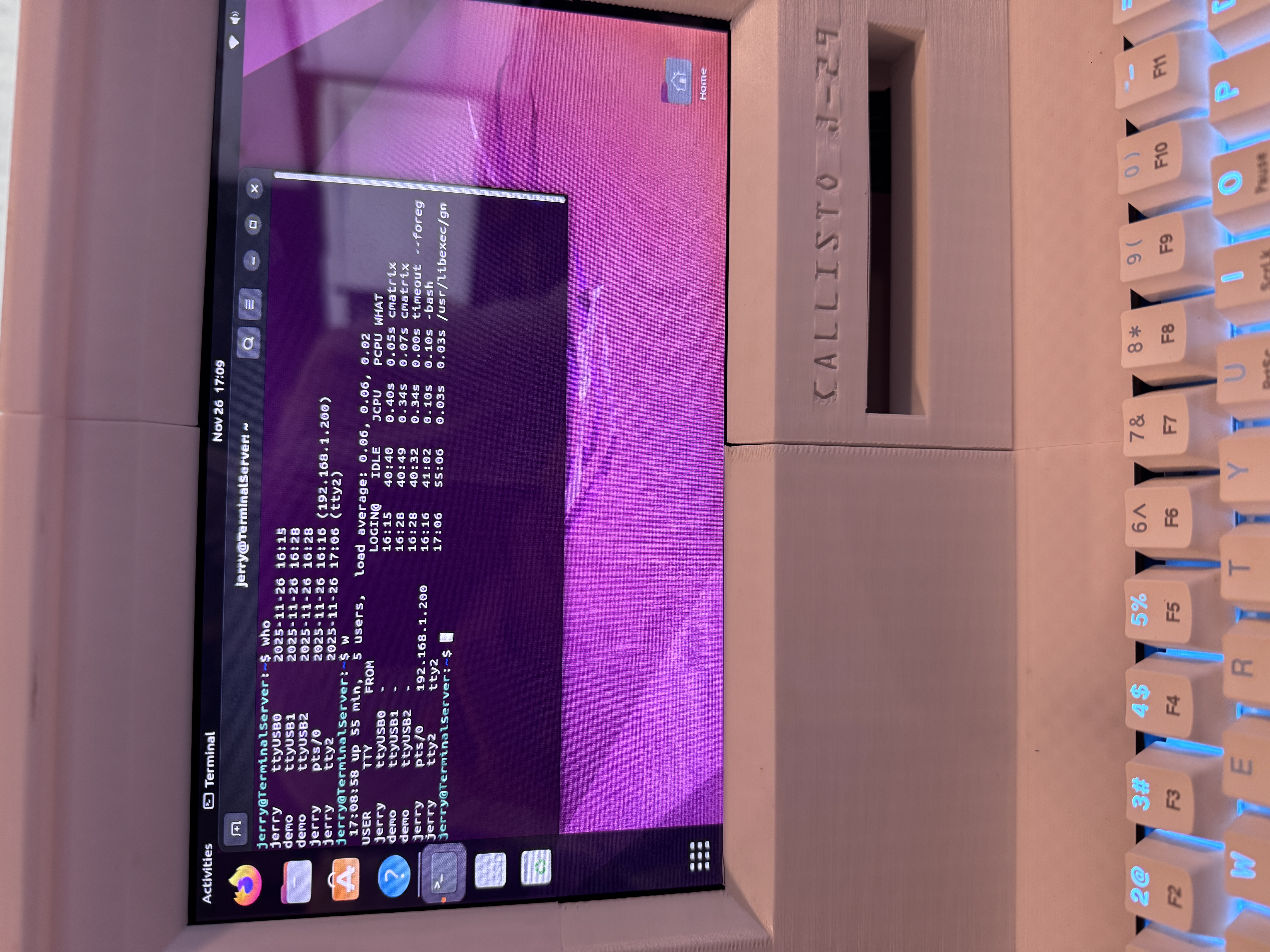 Multiple users visible in 'who' command